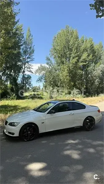 Usado BMW 320 177 CV (130 kW) 2007 Blanco Coupe