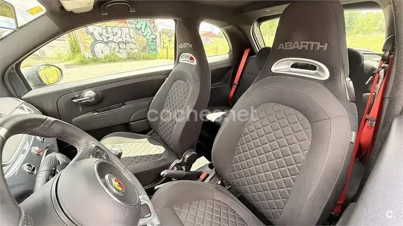 Usado Abarth 595 145 CV (106 kW) 2020 Gris / plata Berlina