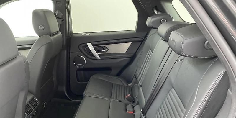 Usado Land Rover Discovery Sport SE Dynamic 269 CV (197 kW) 2025 Gris SUV