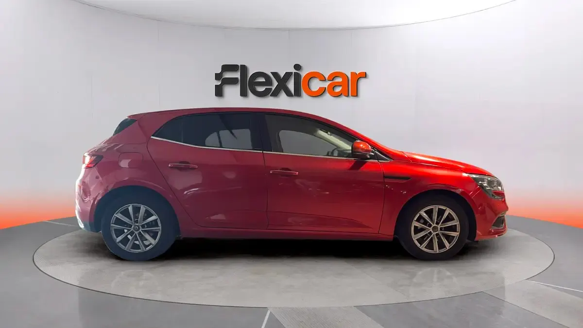 Usado Renault Mégane Life 101 CV (74 kW) 2018 Rojo Berlina