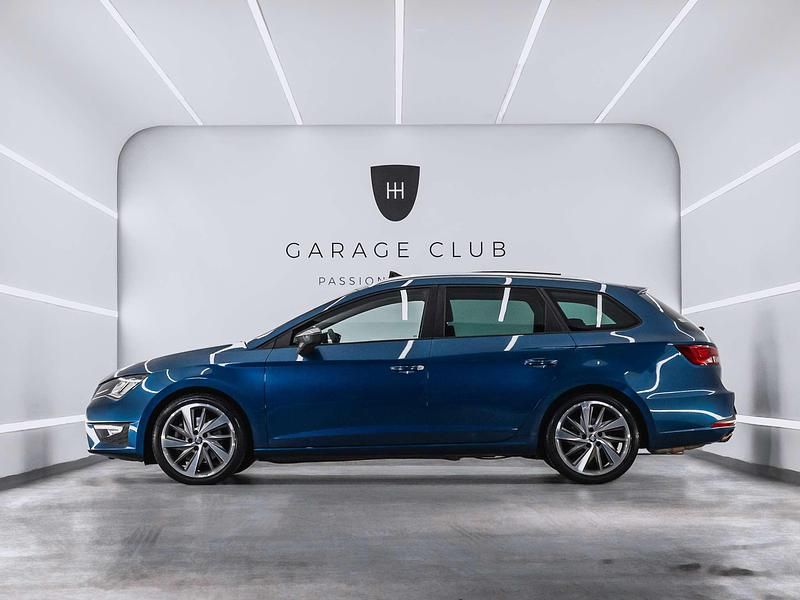 Usado Seat Leon ST FR 179 CV (131 kW) 2014 Azul Familiar