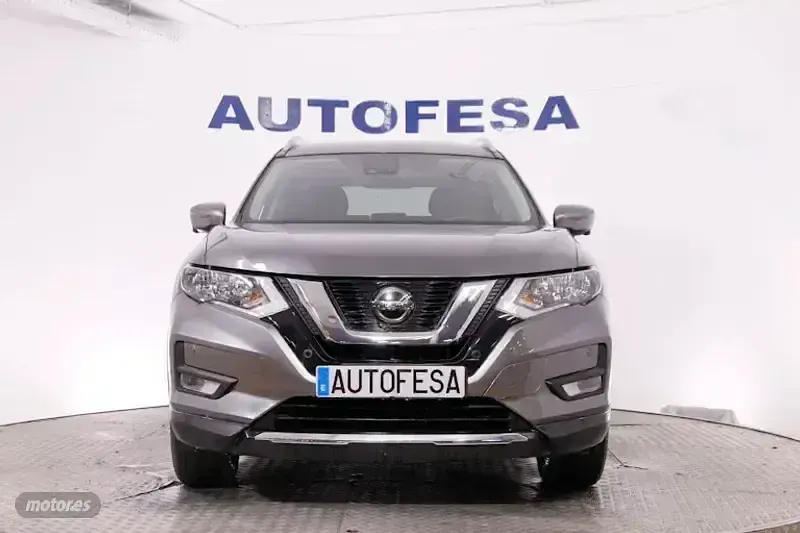 Usado Nissan X-Trail N-Connecta 150 CV (110 kW) 2020 Gris SUV