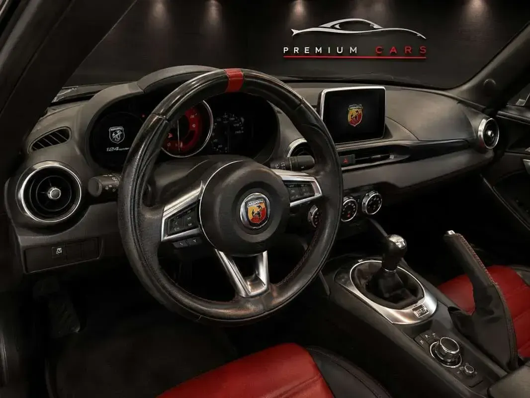 Usado Abarth 124 Spider 170 CV (125 kW) 2017 Negro Descapotable