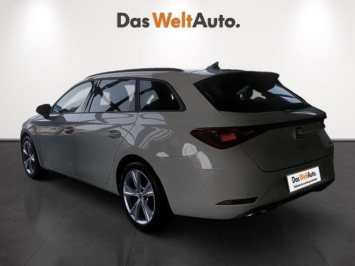Blanco Usado 2024 Seat Leon ST FR Familiar | 25.500 € (Precio justo) - Imagen 1/4