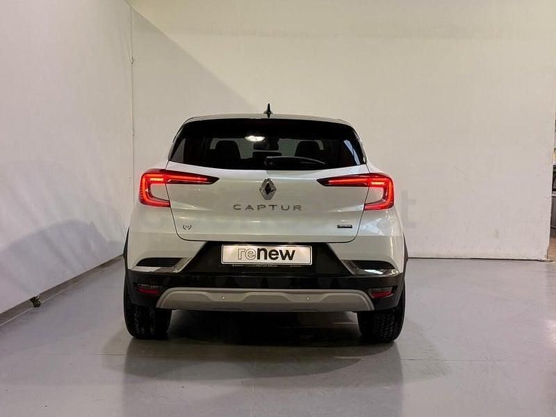 Usado Renault Captur Techno 145 CV (106 kW) 2022 Blanco SUV