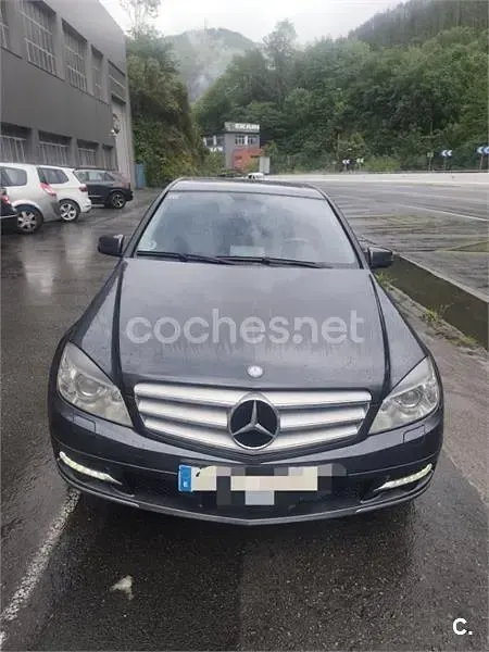 Usado Mercedes C220 Avantgarde 170 CV (125 kW) 2010 Azul Berlina