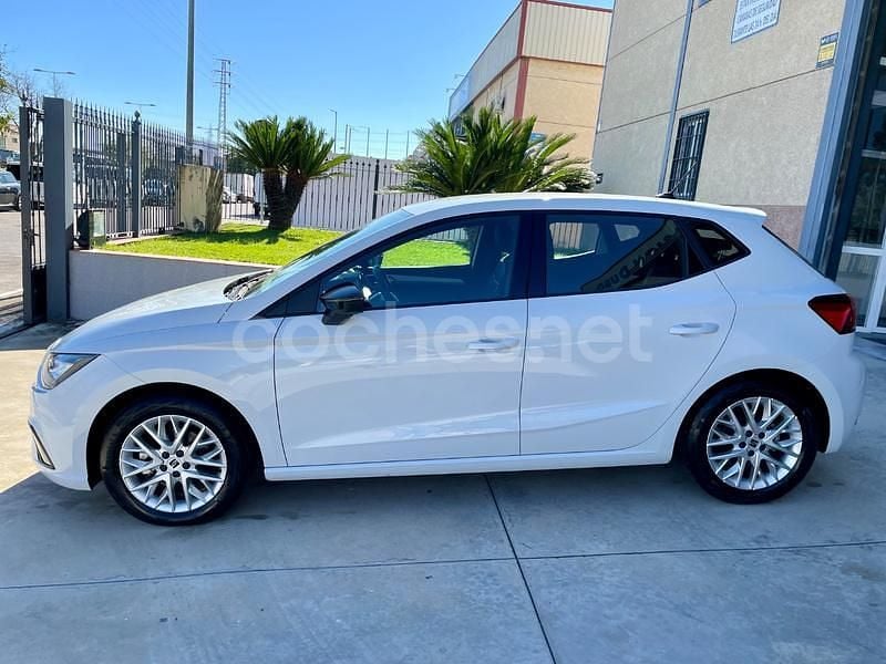 Blanco Usado 2024 Seat Ibiza FR Berlina | 18.600 € (Precio justo) - Imagen 1/4