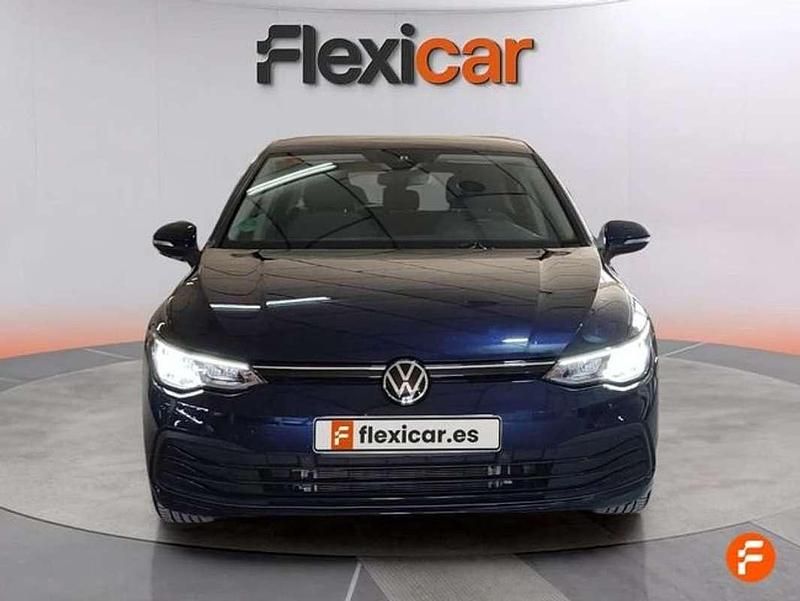 Usado VW Golf VIII Life 116 CV (85 kW) 2021 Azul Utilitario