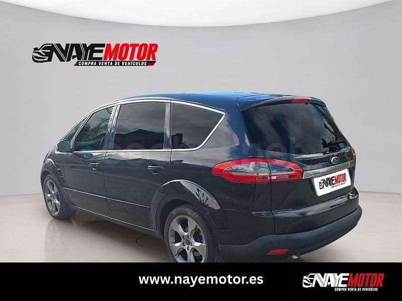 Begagnad Ford S-MAX Titanium 140 HK (102 kW) 2011 Svart Minibuss