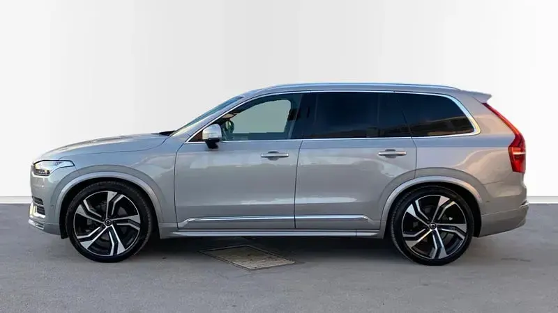 Usado Volvo XC90 Ultimate 235 CV (172 kW) 2022 Gris / plata SUV