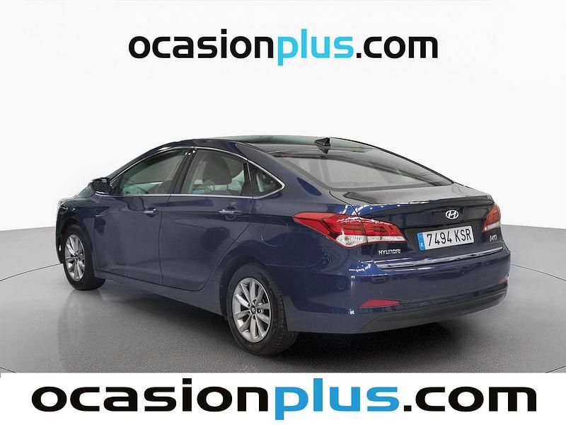 Usado Hyundai i40 135 CV (99 kW) 2018 Azul Berlina
