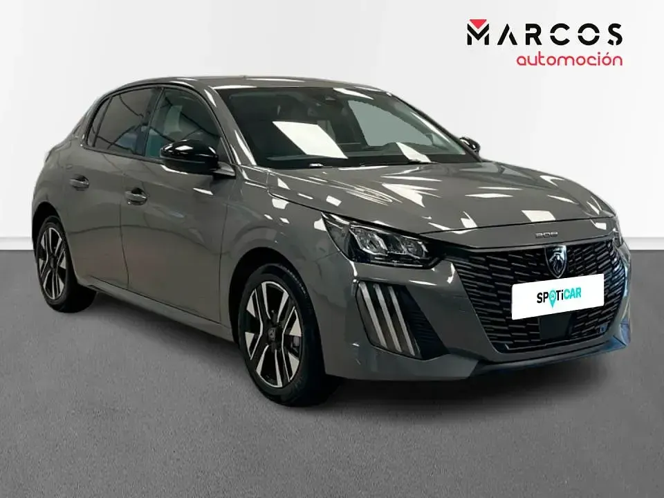 Usado Peugeot 208 Allure 100 CV (73 kW) 2025 Utilitario