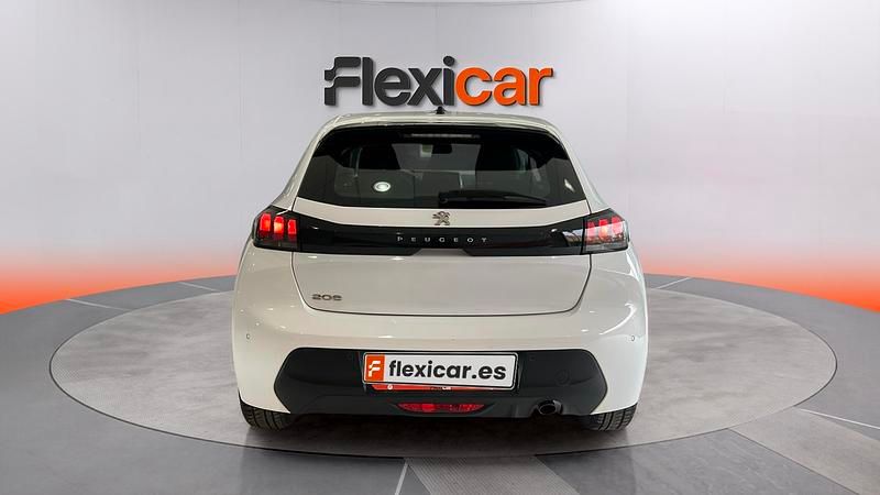 Usado Peugeot 208 Active 101 CV (74 kW) 2021 Blanco Utilitario