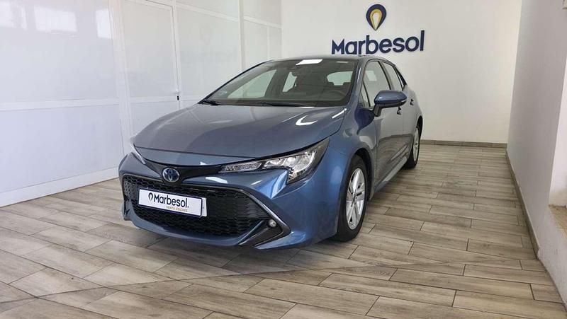 Usado Toyota Corolla Active 122 CV (89 kW) 2022 Azul Utilitario