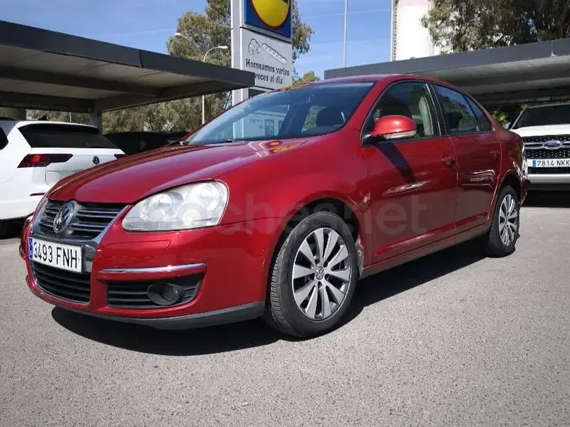 Usado VW Jetta Trendline 105 CV (77 kW) 2007 Granate Berlina