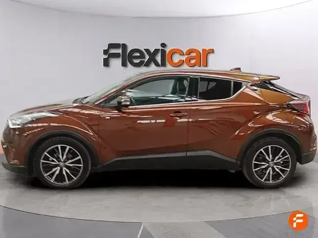 Usado Toyota C-HR Advance 122 CV (89 kW) 2018 Marrón SUV