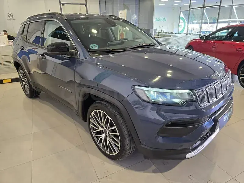 Usado Jeep Compass Limited 130 CV (95 kW) 2022 Azul SUV