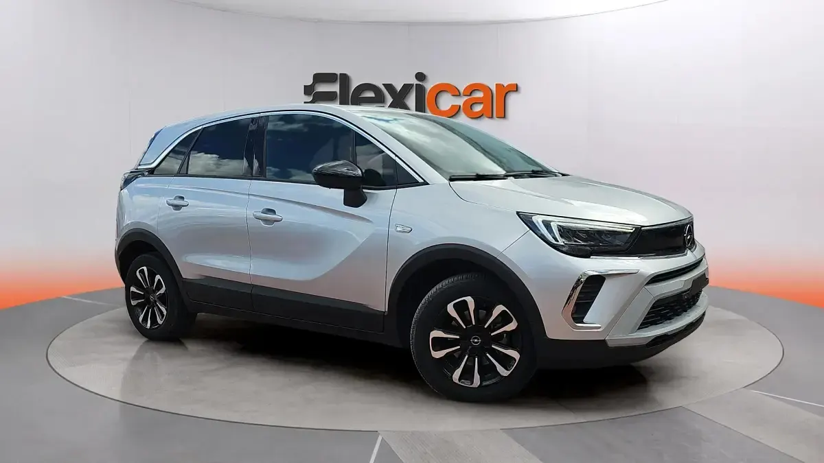 Usado Opel Crossland X Elegance 110 HP (80 kW) 2024 SUV
