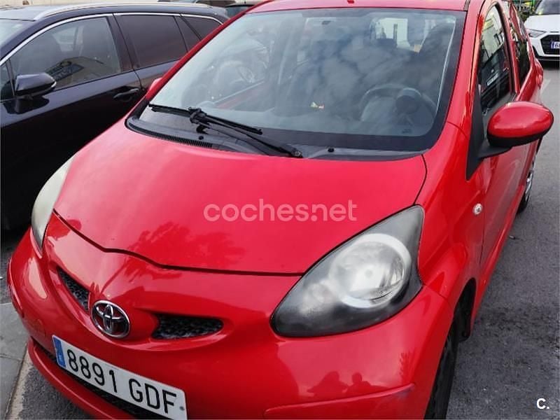 Rojo Usado 2008 Toyota Aygo Live Utilitario | 3800 € (Precio justo) - Imagen 1/4