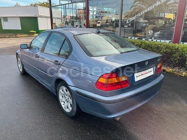 Usado BMW 318 143 CV (105 kW) 2003 Azul Berlina