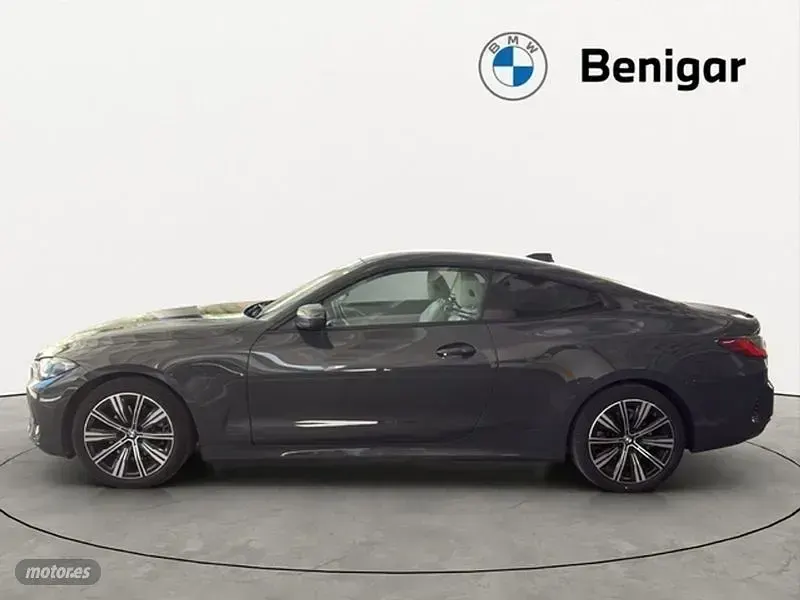 Usado BMW 420 Comfort Edition 184 CV (135 kW) 2022 Gris Coupe