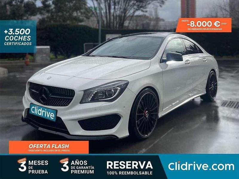 Usado Mercedes CLA220 AMG line 170 CV (125 kW) 2013 Blanco Berlina