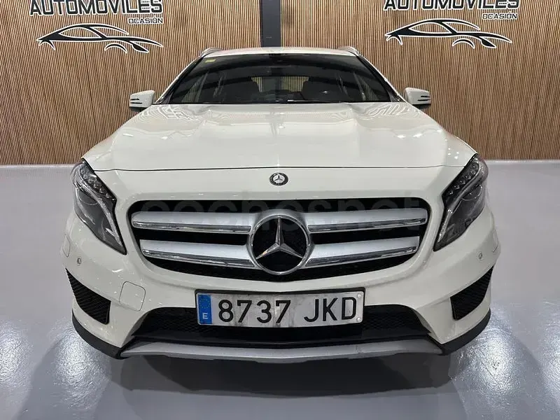 Usado Mercedes GLA200 AMG line 136 CV (100 kW) 2015 Blanco SUV