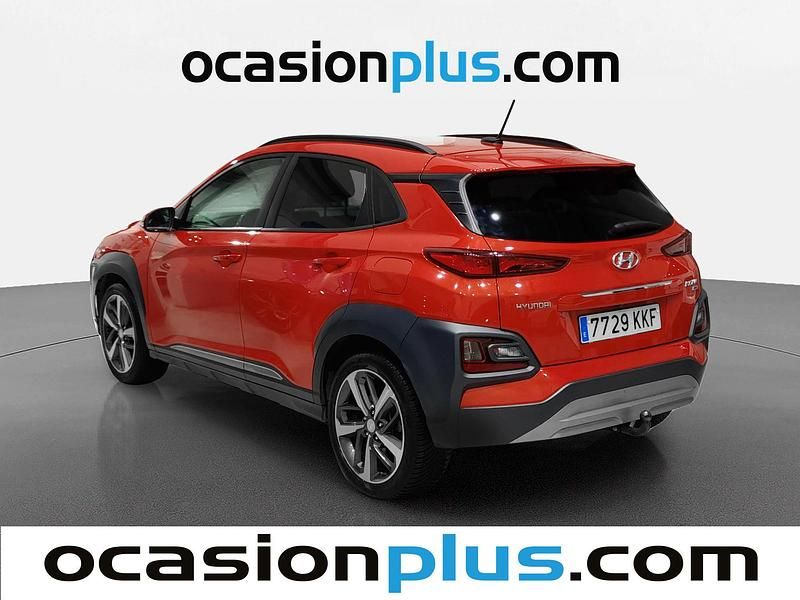 Usado Hyundai Kona Style 177 CV (130 kW) 2018 Rojo SUV