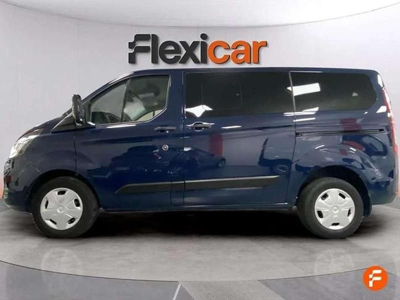 Usado Ford Tourneo Trend 136 CV (100 kW) 2023 Azul Monovolumen