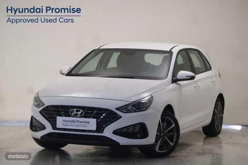 Atlas white Usado 2024 Hyundai i30 | 19.500 € (Precio justo) - Imagen 1/4
