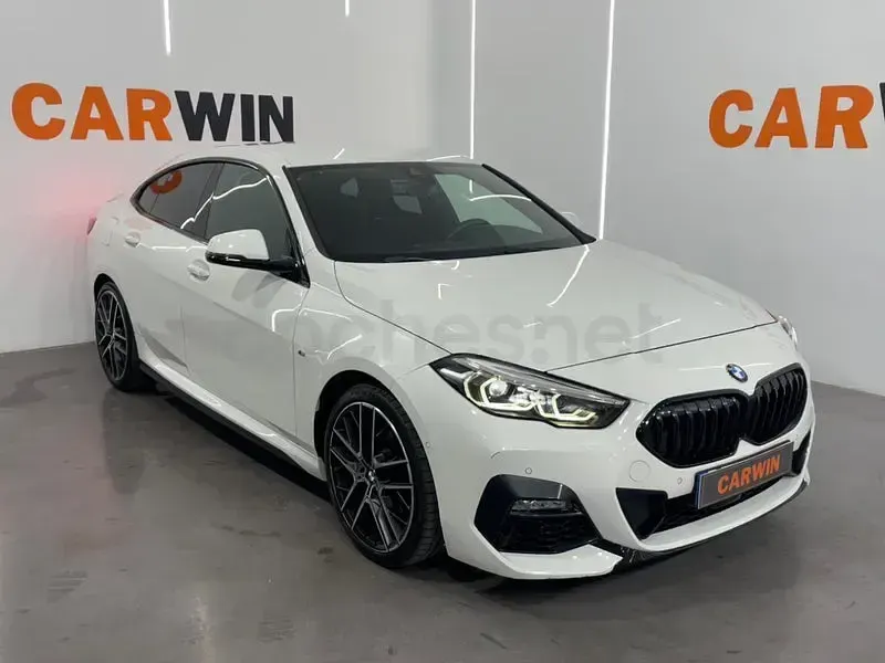 Usado BMW 218 Comfort Edition 150 CV (110 kW) 2022 Blanco Coupe
