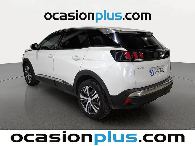 Usado Peugeot 3008 Allure 131 CV (96 kW) 2023 Blanco SUV