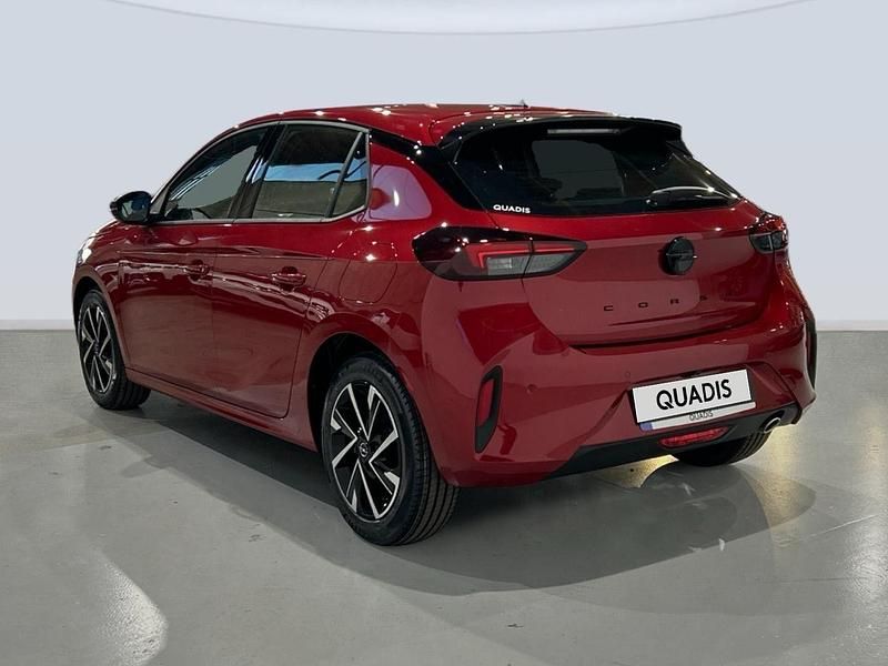 Nuevo Opel Corsa 101 CV (74 kW) 2025 Rojo Berlina