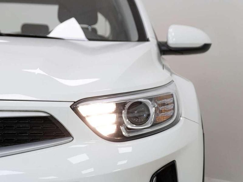 Usado Kia Stonic 101 CV (74 kW) 2025 Blanco SUV