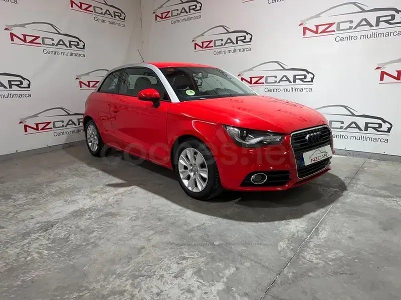 Usado Audi A1 Ambition 105 CV (77 kW) 2011 Rojo Utilitario