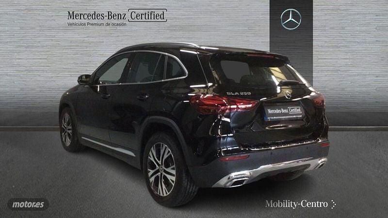 Usado Mercedes GLA250 218 CV (160 kW) 2024 Negro SUV