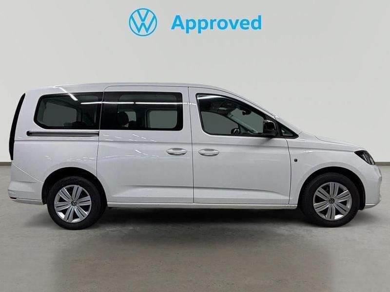 Usado VW Caddy Maxi 116 CV (85 kW) 2025 Blanco Monovolumen