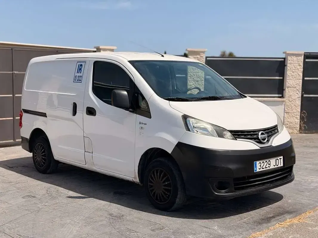 Usado Nissan NV200 Comfort 110 CV (80 kW) 2015 Blanco Monovolumen
