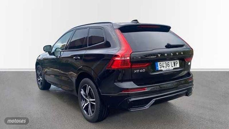 Usado Volvo XC60 R-Design 340 CV (250 kW) 2022 Negro SUV