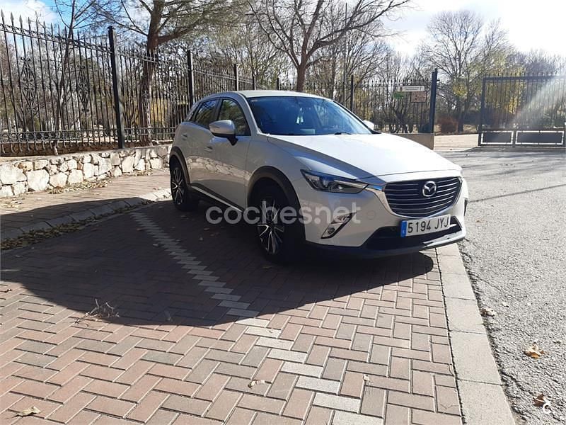 Usado Mazda CX-3 Luxury 105 HP (77 kW) 2017 Cinzento SUV