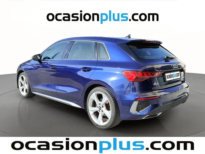 Usado Audi A3 S-Line 150 CV (110 kW) 2023 Azul Berlina
