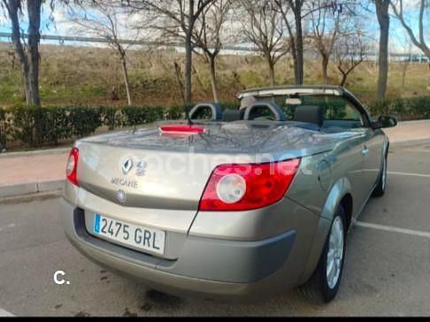 Usado Renault Mégane Cabriolet Dynamique 110 CV (80 kW) 2009 Beige Descapotable