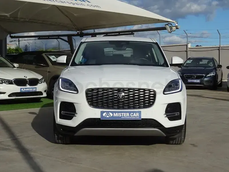 Usado Jaguar E-Pace SE 163 CV (119 kW) 2022 Blanco SUV