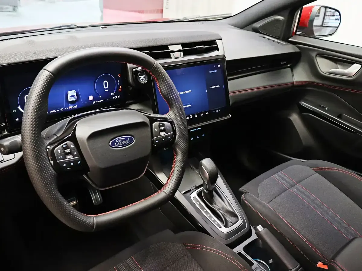 Usado Ford Puma ST-Line 125 CV (91 kW) 2025 Rojo SUV