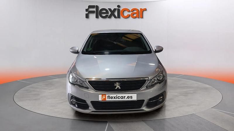 Usado Peugeot 308 Style 131 CV (96 kW) 2020 Gris Utilitario
