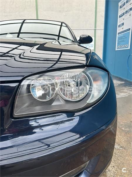 Usado BMW 118 122 CV (89 kW) 2007 Azul Utilitario