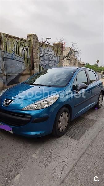 Usado Peugeot 207 75 CV (55 kW) 2008 Azul Berlina