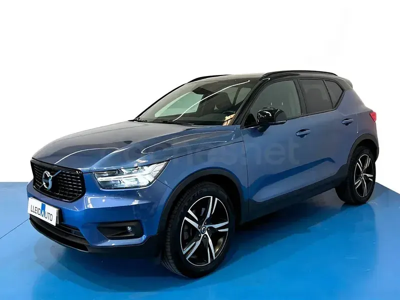 Usado Volvo XC40 R-Design 190 CV (139 kW) 2018 Azul SUV