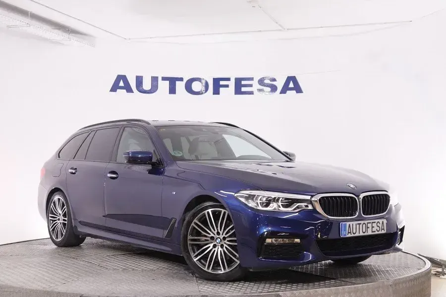 Usado BMW 520 M Sport 190 CV (139 kW) 2017 Azul Familiar