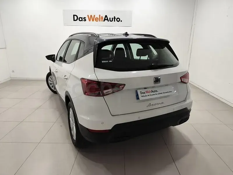 Usado Seat Arona Style 116 CV (85 kW) 2025 Blanco SUV